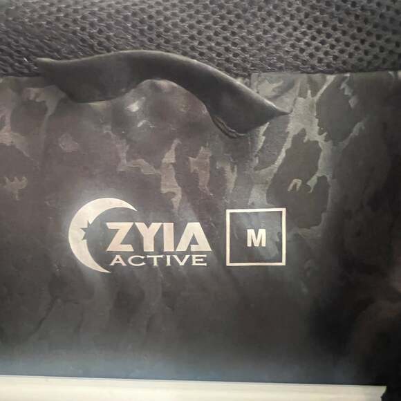 ZYIA Active Black Cheetah Print Bomber Windbreaker Jacket Size M Activewear - Picture 2 of 8